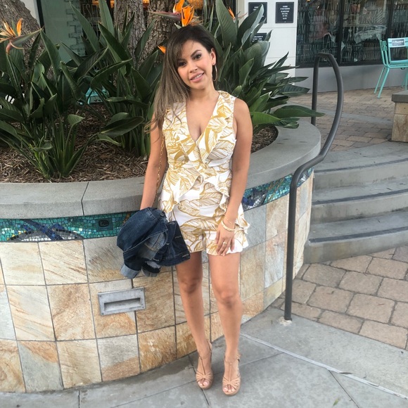 Leaf Print Frill Detail Playsuit - Picture 6 of 8